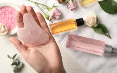 Feeling Heavier Than Usual? It Might Be ‘Dampness’—Here’s How Gua Sha Can Help